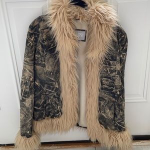 Women’s 2 piece Wilson leather set!